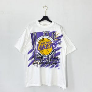 Vintage 90s Los Angeles Lakers T-Shirt Magic Johnson NBA Sportswear Single Stitch White Large