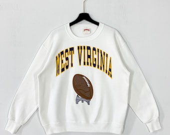 Vintage 90s West Virginia University Sweatshirt West Virginia Crewneck Virginia Sweater West Virginia Mountaineers Embroidered Logo Medium