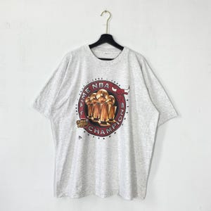 Vintage 90s Chicago Bulls T-Shirt Pro Player NBA Sportswear Single Stitch Grey XXLarge