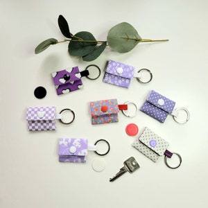 Chiptäschchen lila/violett/ flieder Schlüsselanhänger Mini-Geldbörse