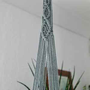 Macrame Plant Hanger with no tassel - New design - Simple Plant Hanger