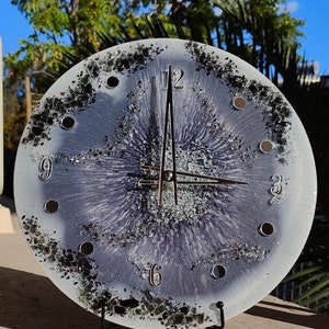 Clock, wall clock, resin clock, resin art creative clock, Resin wall decoration, resin wall art, gift, Gray clock with stones