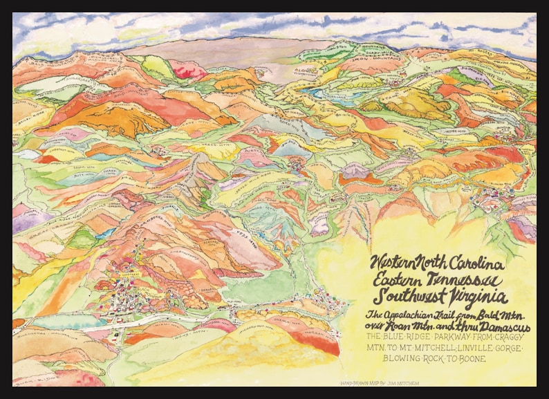 Pode incluir: Uma ilustra&ccedil;&atilde;o em aquarela da Trilha dos Apalaches no oeste da Carolina do Norte, leste do Tennessee e sudoeste da Virg&iacute;nia. O mapa mostra a trilha de Bald Mountain sobre Roan Mountain e atrav&eacute;s de Damascus. Tamb&eacute;m mostra a Blue Ridge Parkway de Craggy Mountain at&eacute; Mount Mitchell, Linville Gorge, Blowing Rock e Boone.
