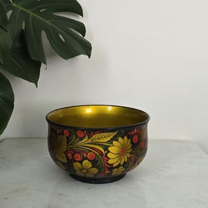 Vintage USSR Khokhloma Wooden Serving Bowl – Hand Painted Russian Folk Art