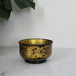 Vintage Russian Khokhloma Hand-Painted Bowl – Gold & Black Floral Folk Art