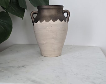 Rustikale Keramikvase mit Griffen - 10-Zoll-handgefertigtes Keramikamphoren-Stil-Dekor