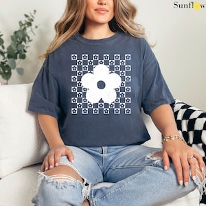 Comfort Colors® Checkerboard Flowers Shirt, Checkered Boho Flowers Comfort Colors Tee, Retro Flowers Shirt, Womens Trendy Summer Graphic Tee