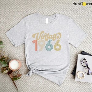 60th Birthday Shirt, Vintage 1966 Shirt, Mom Birthday Gift, Dad Birthday Shirt, Friend Birthday Party Gift Ideas, 60th Birthday Woman Bild 2