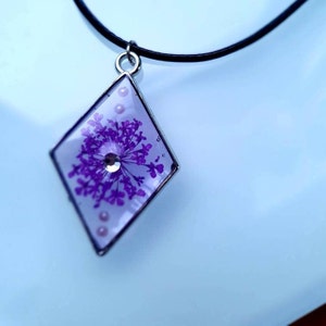 Pressed Wild Flower Necklace | Real Flower Necklace | Resin Jewelry | Handmade Necklace | Giftidea | Naturelovers  | Flowers | Natural gift