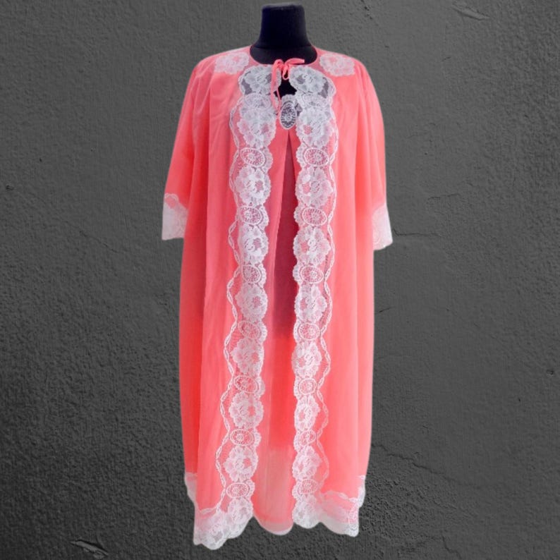 Vintage Italian Coral Bridal Peignoir Set – Sheer Lace Robe and Nightgown – Honeymoon Morning Lingerie – Size M image 1