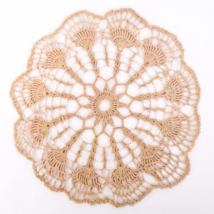 Centrino Vintage in Pizzo Uncinetto, 100% Cotone, Fatto a Mano in Italia, Ecrù Elegante