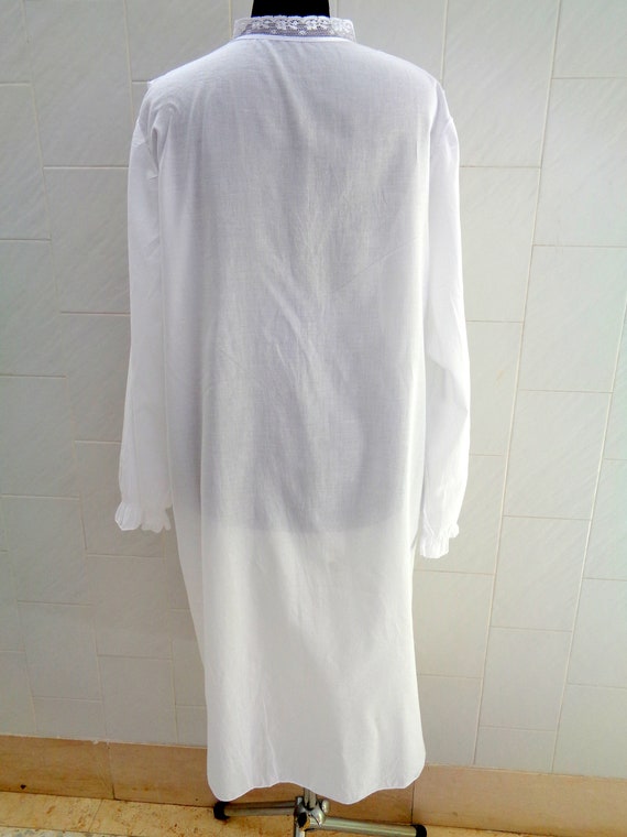 Vintage Italy marked Karel white cotton long embr… - image 5