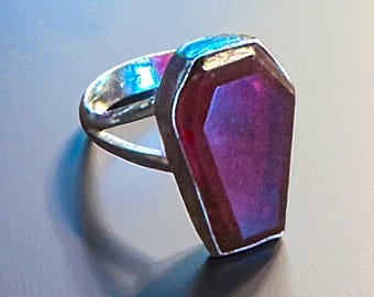 Heller Granat-Sarg-Ring | Facettierter Glassarg mit versilberter 925er Fassung