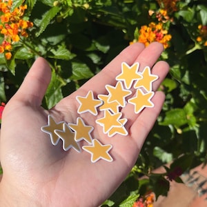 Mini gele ster stickerpakket 12 stuks | Esthetische stickers voor tijdschriften, scrapbooking, laptops, Kindle