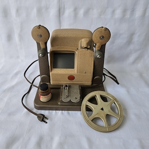 Vintage Baia 8mm Movie Viewer/Film Splicer in Case ~ Working ~ Vintage Film Viewer ~ 120V