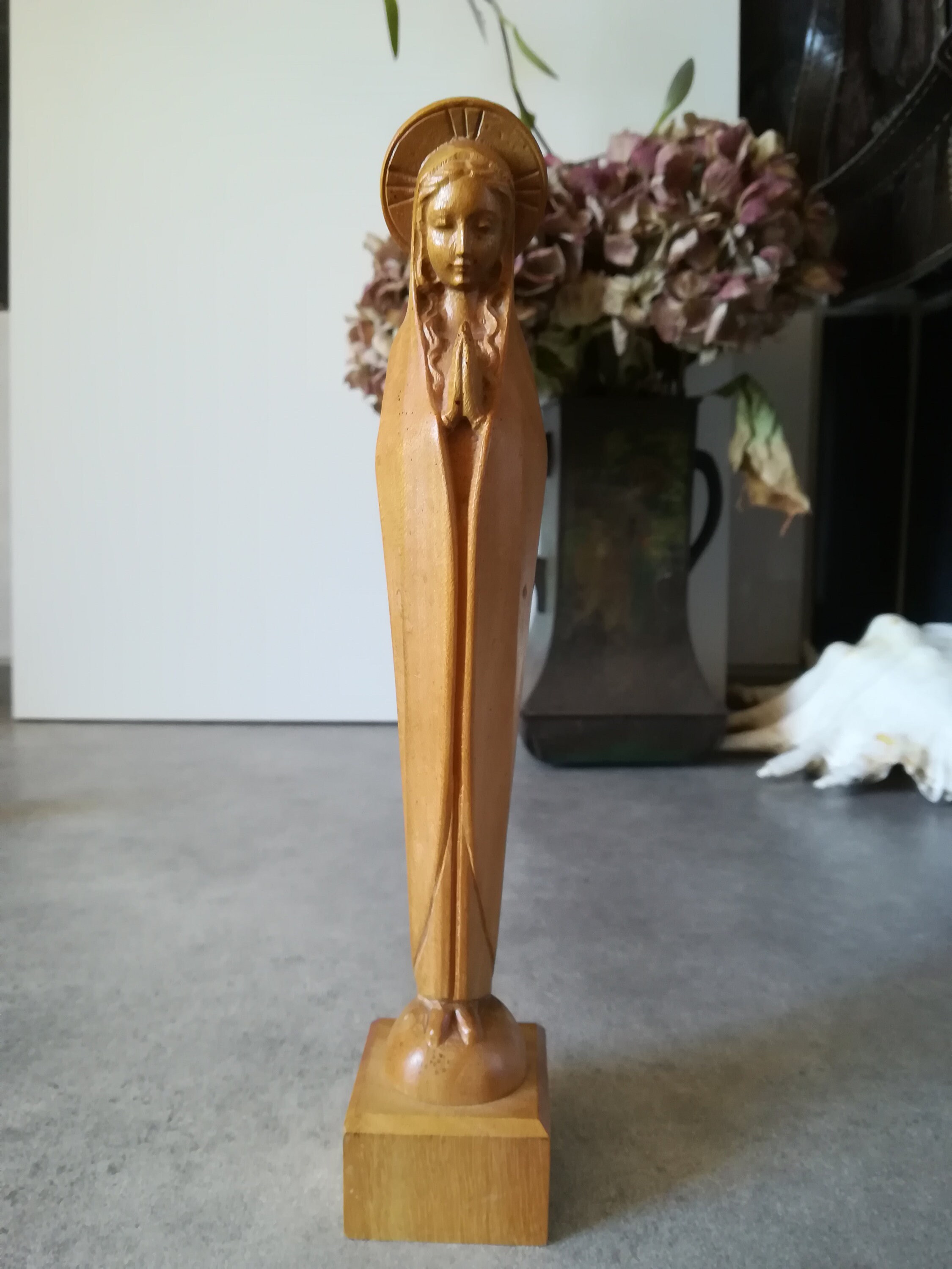 Wood Carving Virgin, Statue de Le Vierge Marie en Bois, Wood Carving By Otco, 1950