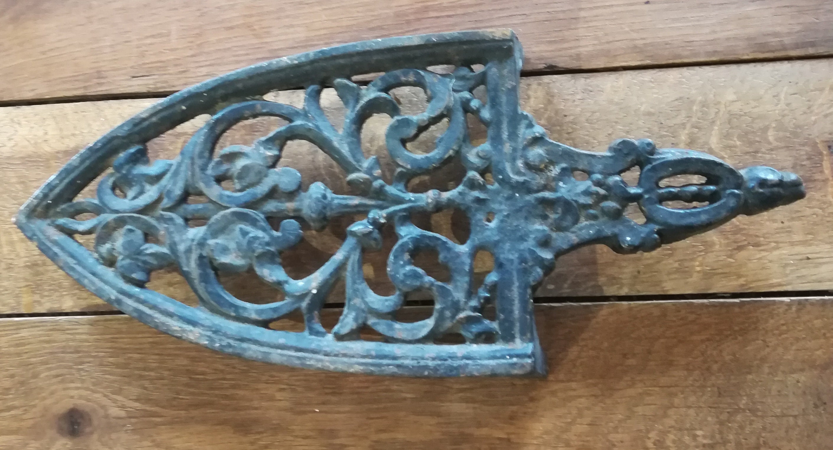 Antique Metal Holder For Iron, Support Métal Pour Fer à Repasser, 19Eme Siècle