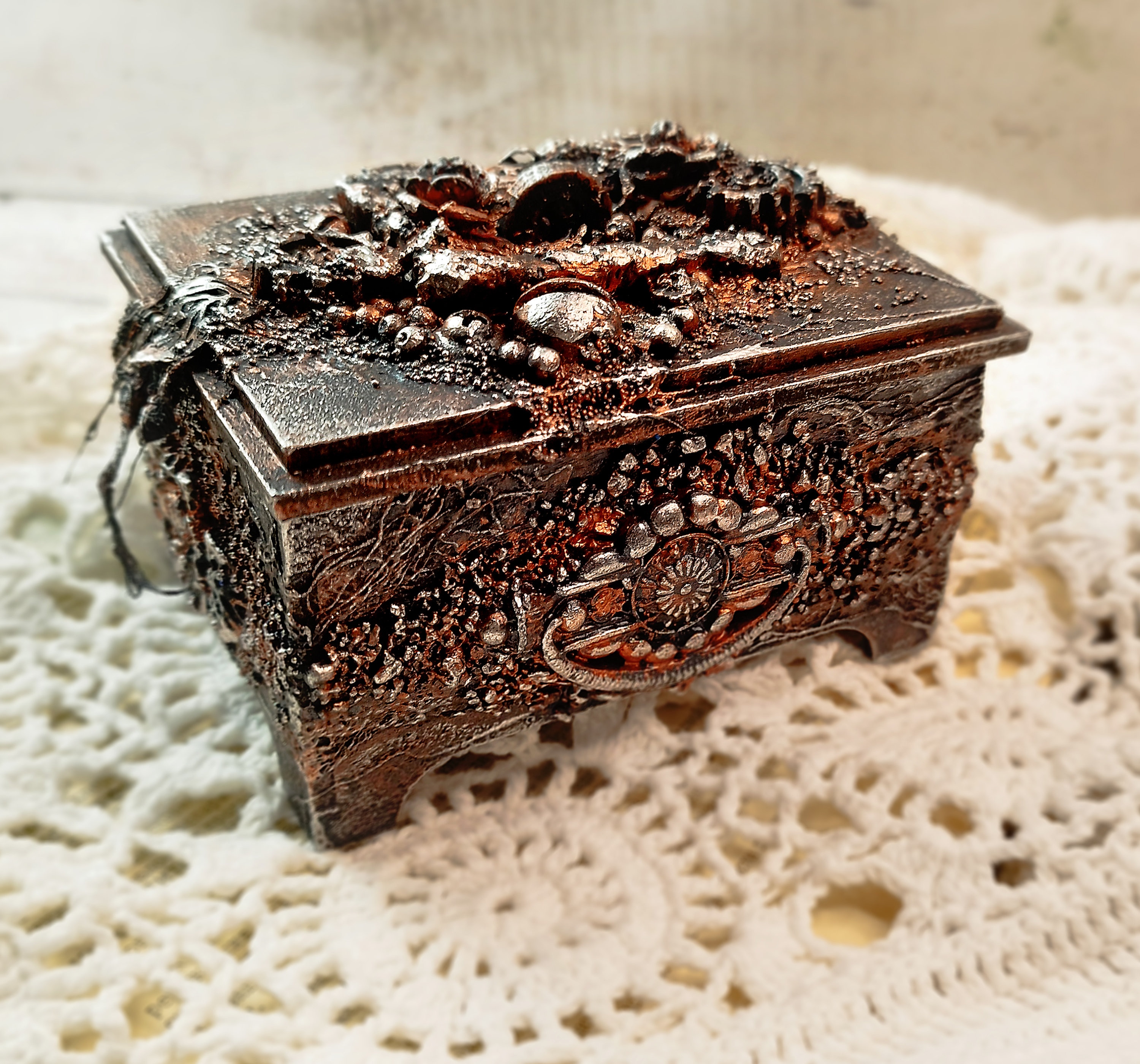 【アンティーク】 Mini Jewery Box Amazon.com: Hipiwe Vintage Jewelry Box, Small Enameled Trinket Box