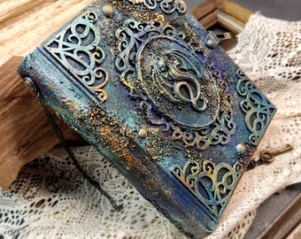 Grimoire journal with dragon lock and key, Witchy junk journal with lock, dragon Gothic journal handmade, Thick notebook, Diary with lock