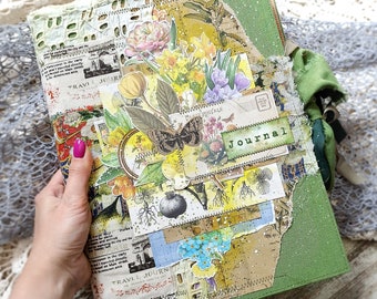 Basic junk journal handmade, thick and large moss hardcover book, fairy Cottagecore guestbook alternativ, green grimoire witch book