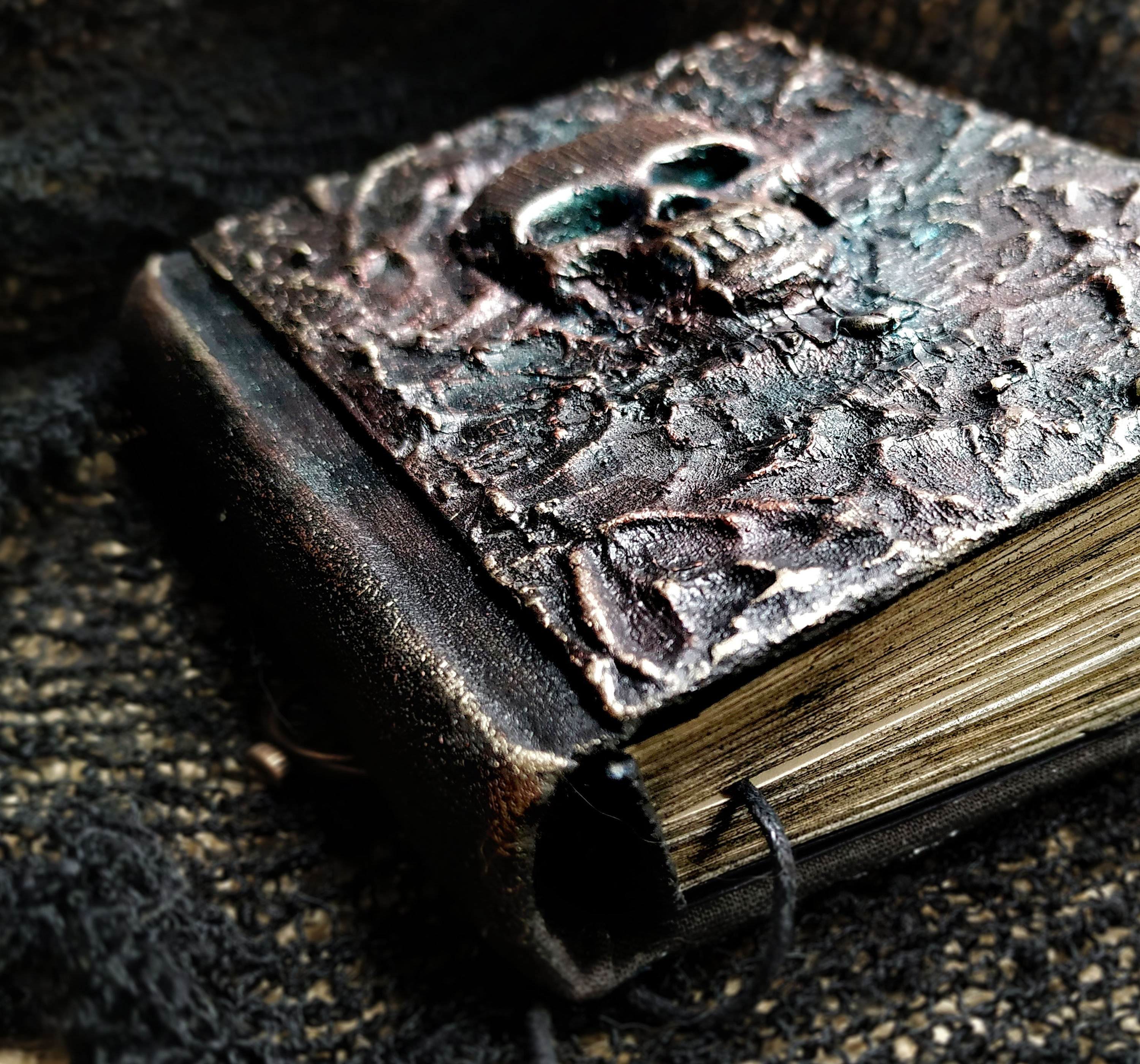 Goth Journal With Skull, Horror Journal 3x4, Halloween