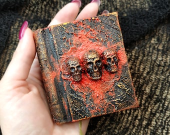 Journal minimaliste tête de mort, journal grimoire fait main, mini journal gothique, journal gothique, journal de poche horreur 2 x 3, livre effrayant d'Halloween