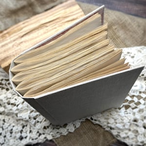 Blank Junk Journal ist 200 oder 300 Seiten, gealterter Papierblock für Junk Journal handgefertigt mit Stoff-Hardcover, wählen Sie Cover Color Journals
