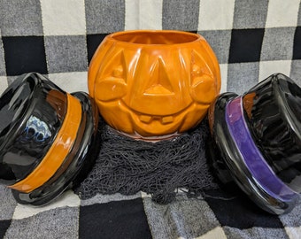 Two-faced pumpkin candy dish with lid