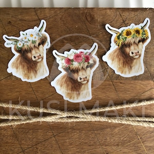 Highland Cow with Flowers Vinyl Sticker | 3 Options, Cow Sticker, Highland cow