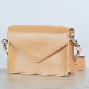 Umhängetasche aus Leder,Damen Ledertasche,Leder Crossbody,Geschenk für Sie,Ledertasche,Leder Crossbody,handgefertigt