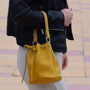 leather shoulder bag,leather womens bag,crossbody bag,leather pouch bag,gift for her,leather bag women,soft leather handbag,bucket bag