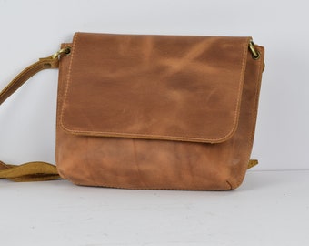 Sac à bandoulière en cuir, sac en cuir pour femmes, sac crossbody en cuir, sac fait main en cuir, cadeau pour elle, sac croisé en cuir, sac à main en cuir, sac en cuir