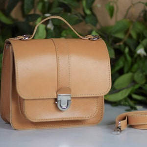 Umhängetasche aus Leder,Damen schwarze Ledertasche,Leder Umhängetasche,Geschenk für Sie,Ledertasche Frauen,handgefertigte Ledertasche