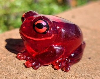 Blood Frog Friend- Clear Red Hand painted Resin Frog Figurine - Cute Desk Pet  Sculpture