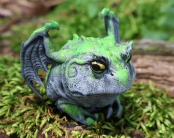 Mossy Frogoyle Gargoyle Pacman Frog Figure - Hand Painted Resin Frog