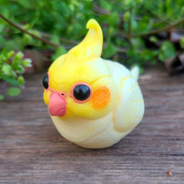 Cockatiel Borb Figure - Hand Painted Resin Bird Figure