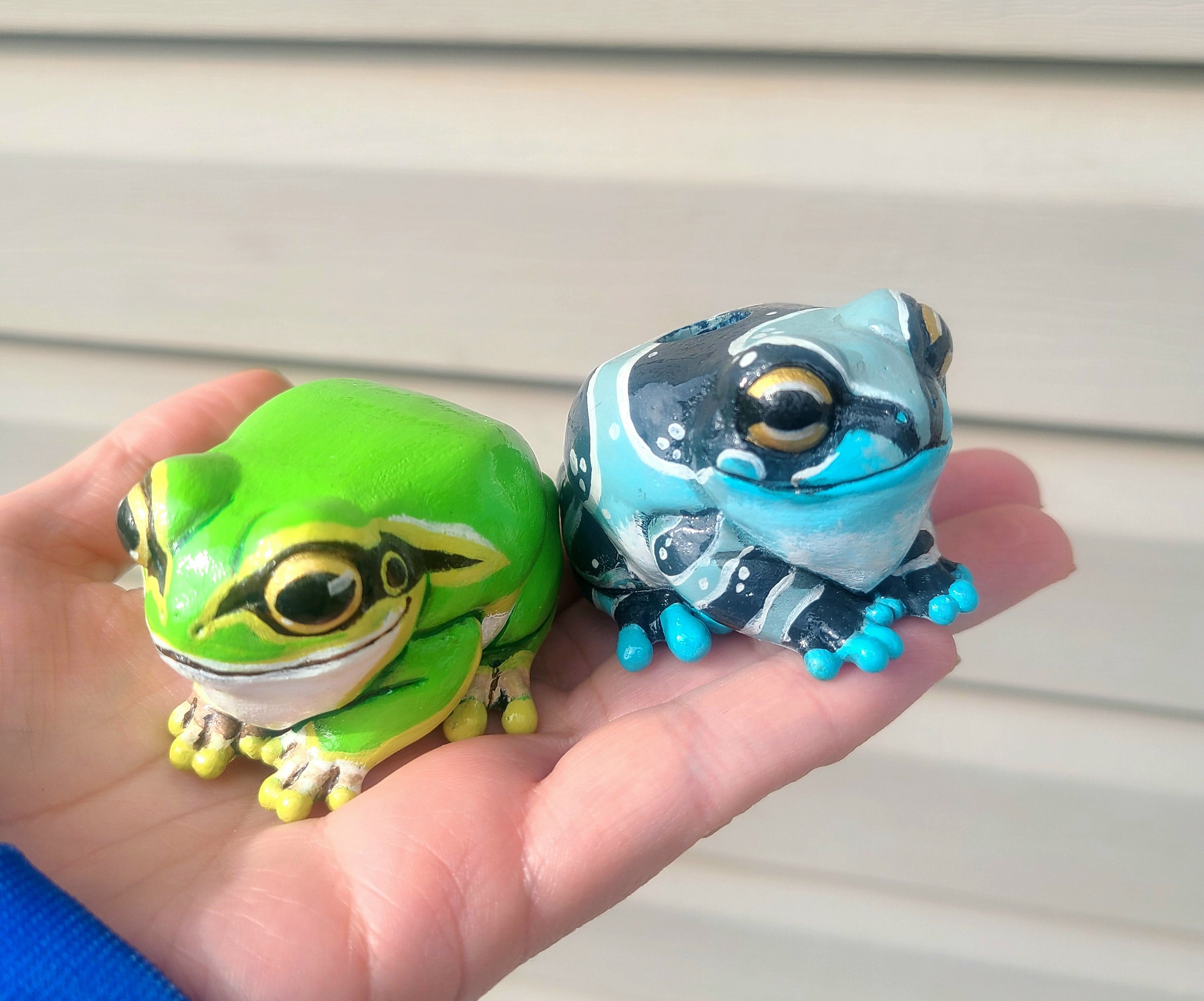Tree Frog Friend - Resin Frog Figurine for Your Desk or Bag