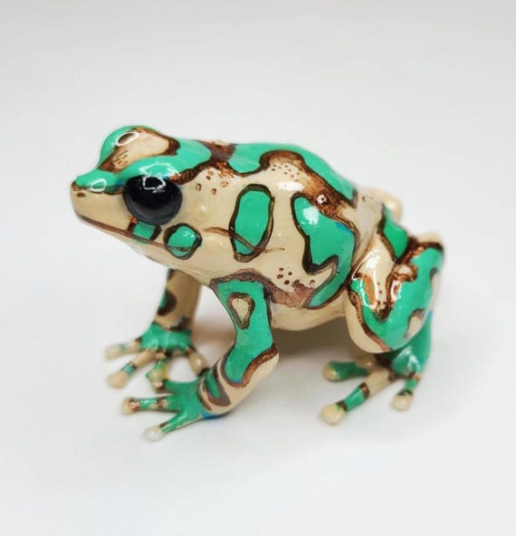 Highland Bronze Dart Frog - Dendrobates Auratus - Hand Painted