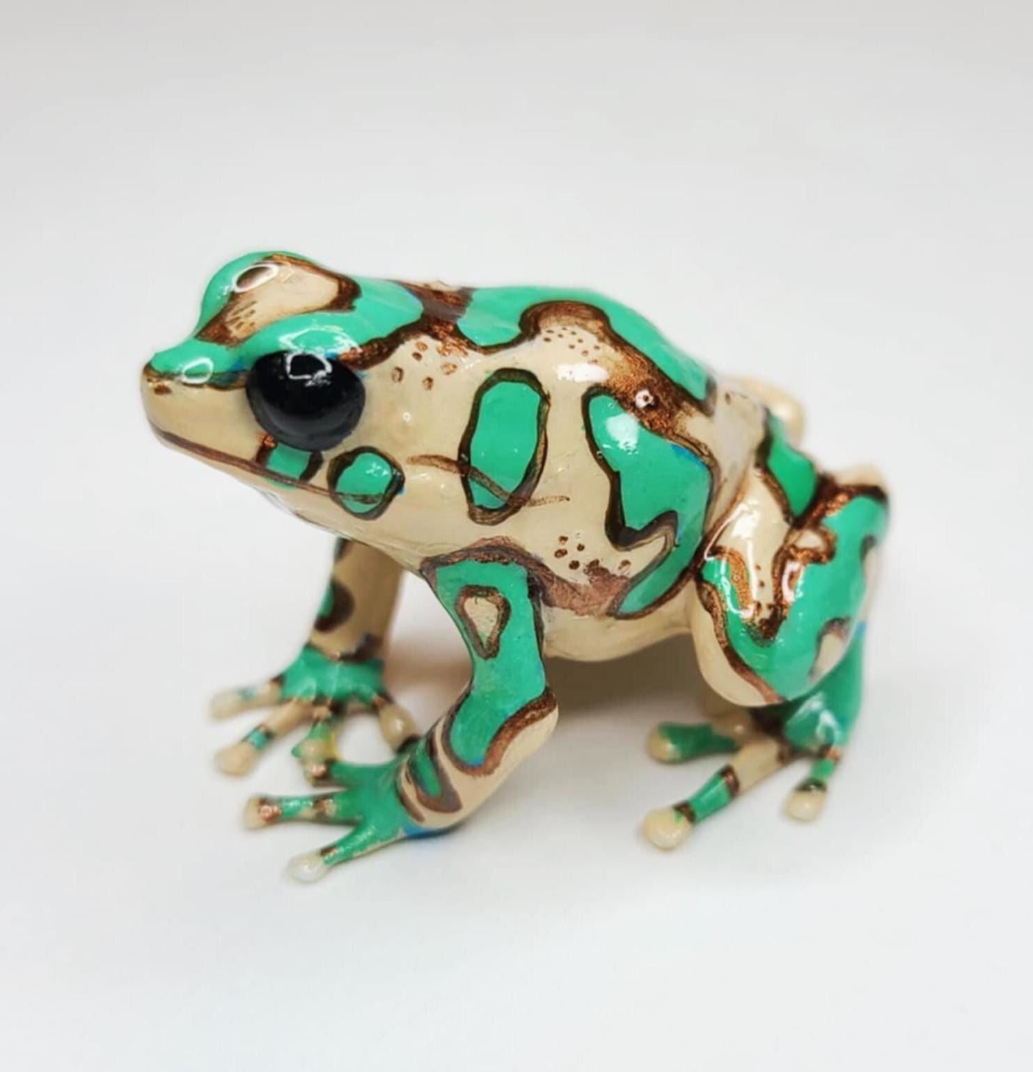 ハイランドブロンズ ダートフロッグ - Dendrobates auratus - 手描き