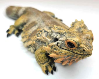 Bearded Dragon Friend Figure - Hand Painted Resin Reptile Beardie
