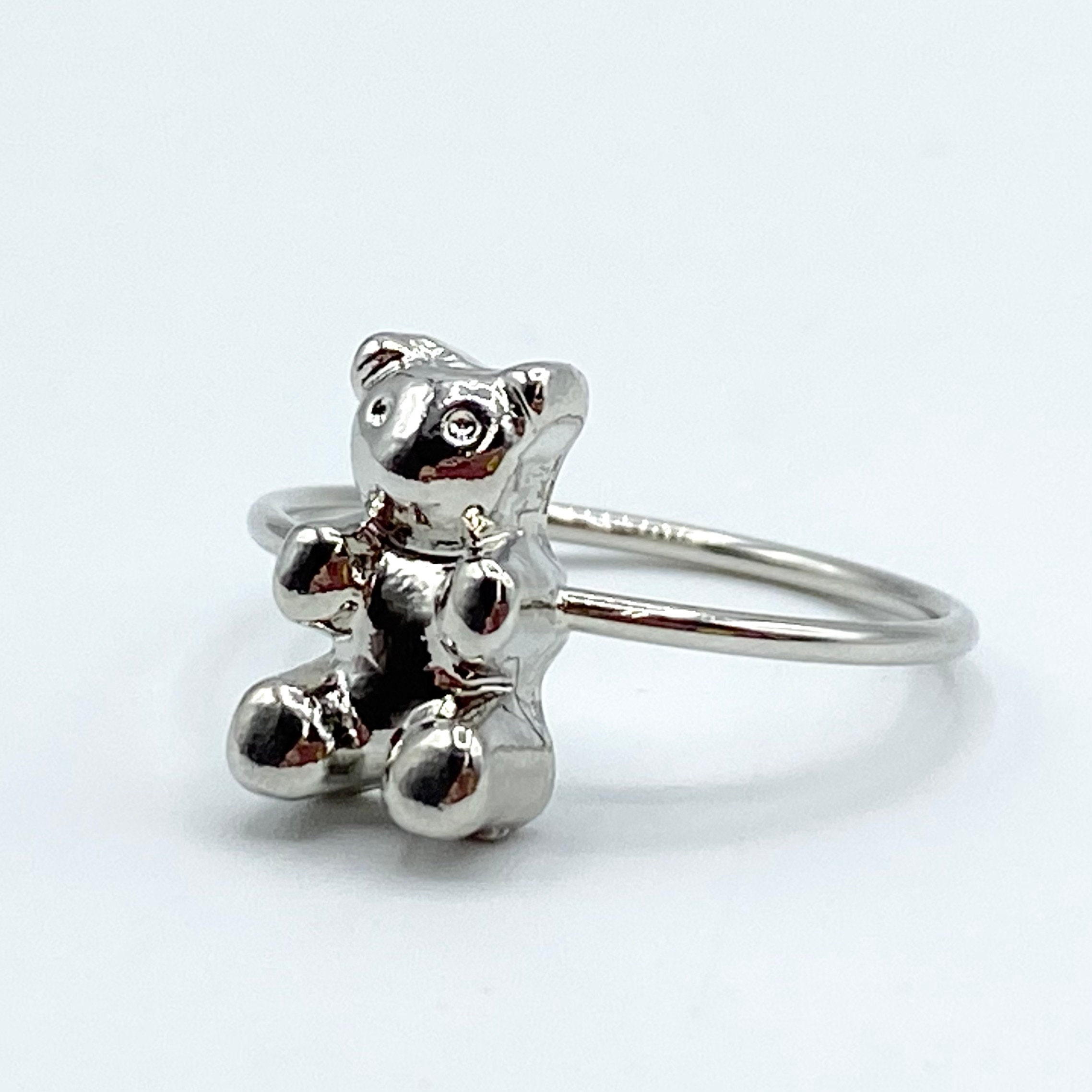 Colormerchants - 10K Yellow Gold Baby Teddy Bear and White Topaz Ring