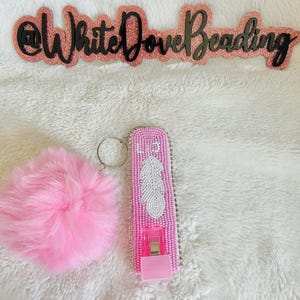 Custom beaded card grabber