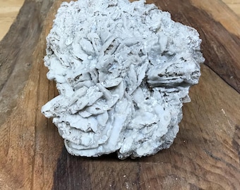 Chalcedony pseudomorph after barite