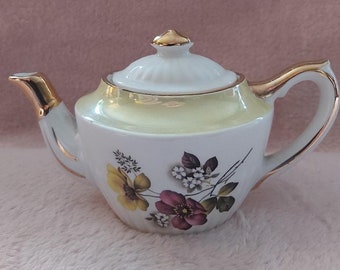 Gibson Teapot,one cup, Vintage Teapot with gold gilt detail