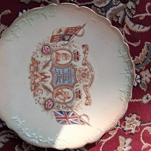 King Edward VII and Queen Alexandra corontion June 26 1902 collectible plate