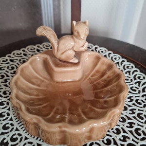 WADE CERAMICS - Squirrel Bowl / Ashtray, Trinket Dish 3 1/4&quot; Diameter