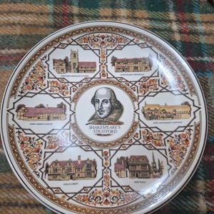WEDGWOOD Shakespeare&#39;s Stratford collectible plate