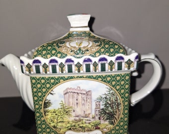 Sadler Blarney Castle teapot