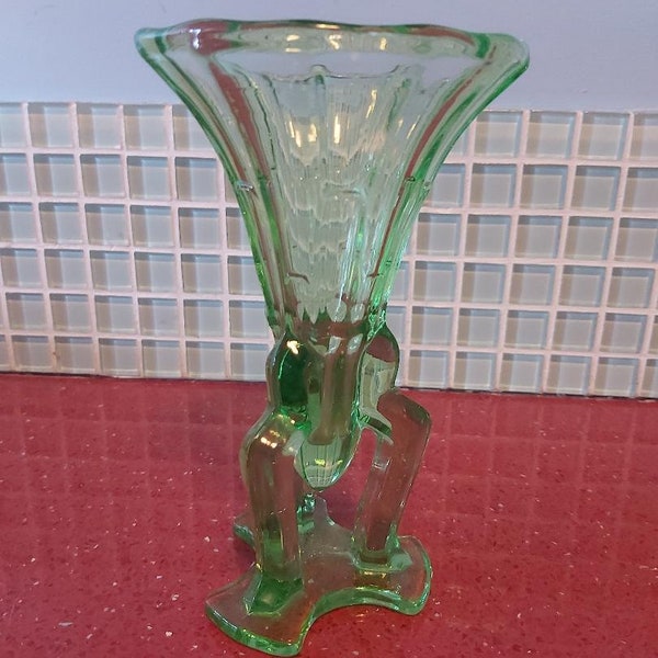 Pretty vintage green vase