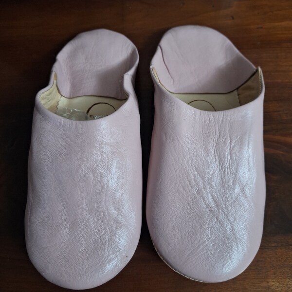 Handmade Genuine Moroccan Leather Bohemia Babouche Slippers pink/lilac size small  size 4